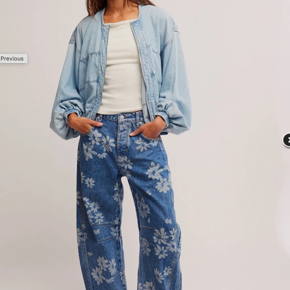 Mid-Rise Floral Print Wide-Leg Jeans - Blue